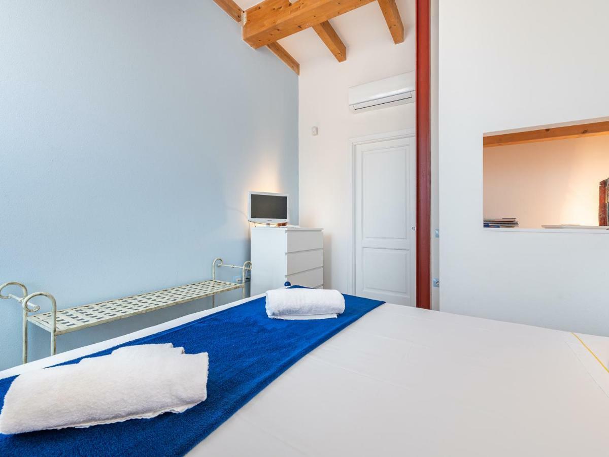 "Bea'S Terrace" - Private Jacuzzi And Panoramic Rooftop In The City Centre Cagliari Exterior foto